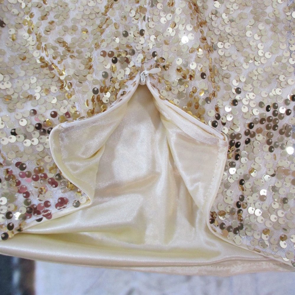 Verdusa One Shoulder Cropped Sequined Top - Picture 6 of 9